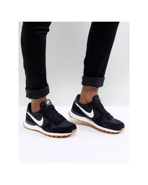 Nike Internationalist Running Shoes in Black | Lyst