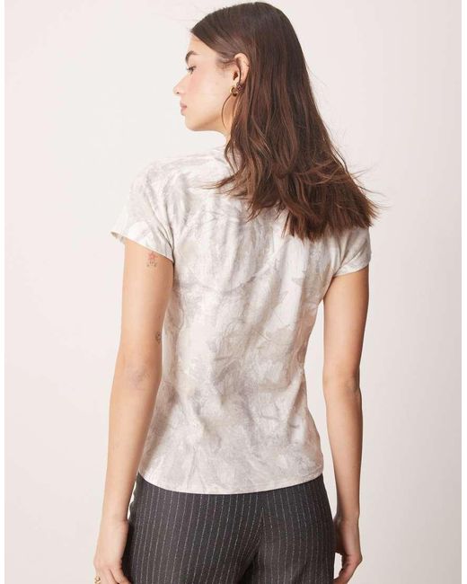 Hollister White Raglan T-Shirt With Chest Print