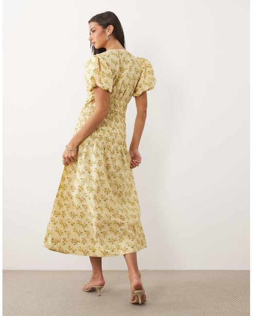 Y.A.S Natural Plunge Front Ruched Ditsy Floral Maxi Dress
