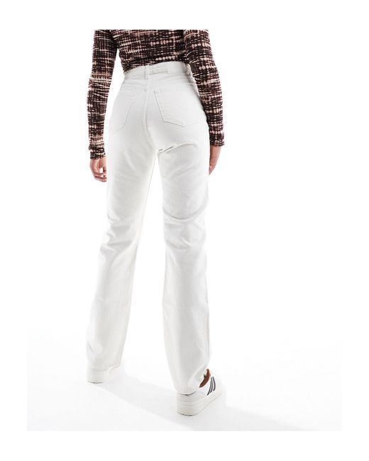Rowe - jean droit à taille ultra haute - cassé Weekday en coloris White