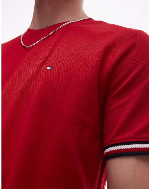 T-Shirt Rossa Con Righe A Contrasto Sui Bordi di Tommy Hilfiger in Red da Uomo