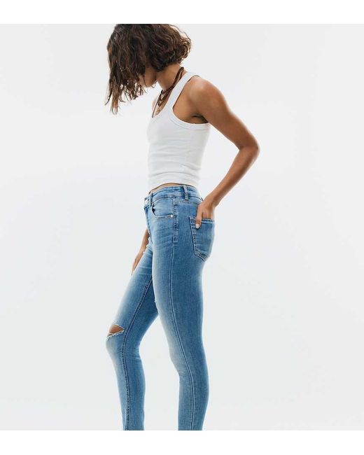 Stradivarius Blue Petite D07 Regular Waist Skinny Jeans
