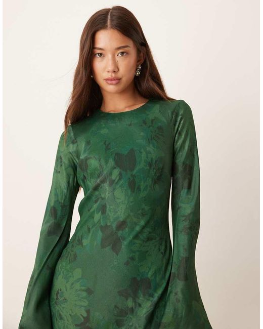 Nobody's Child Green Clarissa Jacquard Floral Bell Sleeve Midi Dress