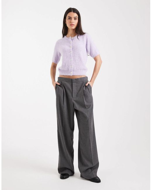 Threadbare Purple – kurzärmlige strickjacke aus flauschigem garn