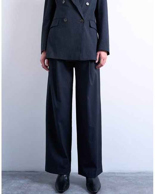 Pantaloni A Vita Bassa Blu Gessati A Righe Molto Sottili Con Fibbia di TOPSHOP in White