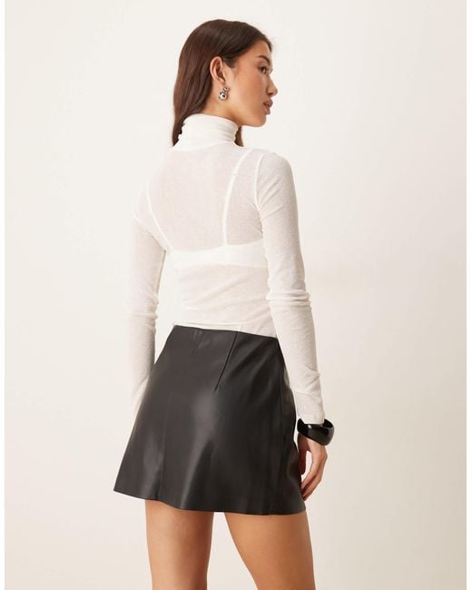 Curve love - mini-jupe à taille ultra haute en similicuir Abercrombie & Fitch en coloris Natural