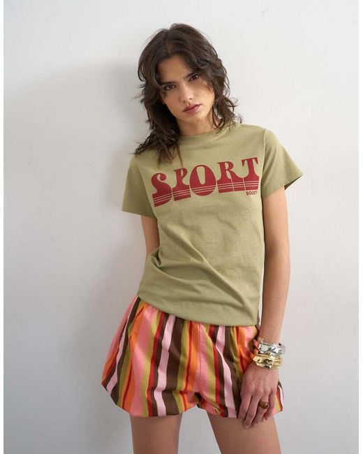 TOPSHOP Brown Sport Graphic Boxy Tee