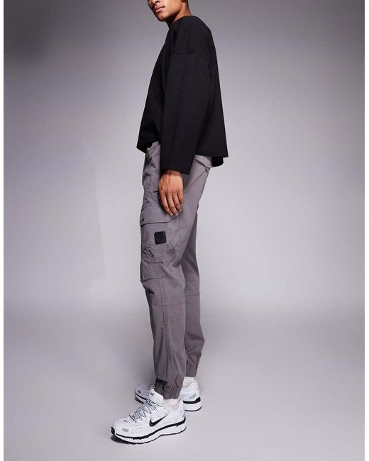 Pantaloni Cargo Regular Fit Scuro di River Island in Gray da Uomo
