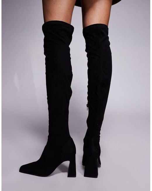 Botas Negras Por Encima De La Rodilla Con Puntera Cincelada De Antelina Kira De ASOS de color Black