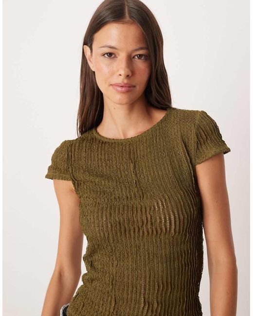 T-Shirt Baby Kaki Testurizzata Con Volant di ASOS in Green