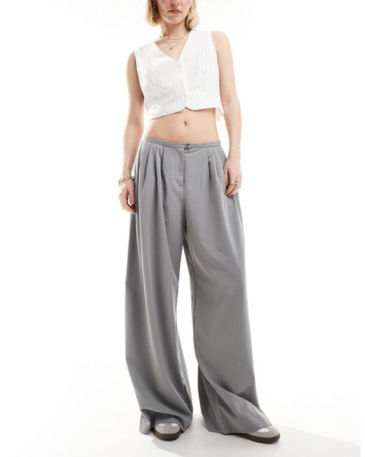 Pantalon habillé ample à taille fine d'ensemble Bershka en coloris Gray