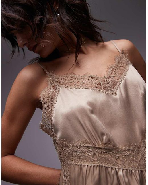 Vestido Corto Pastel De Satén Con Ribete De Encaje De TOPSHOP de color Brown