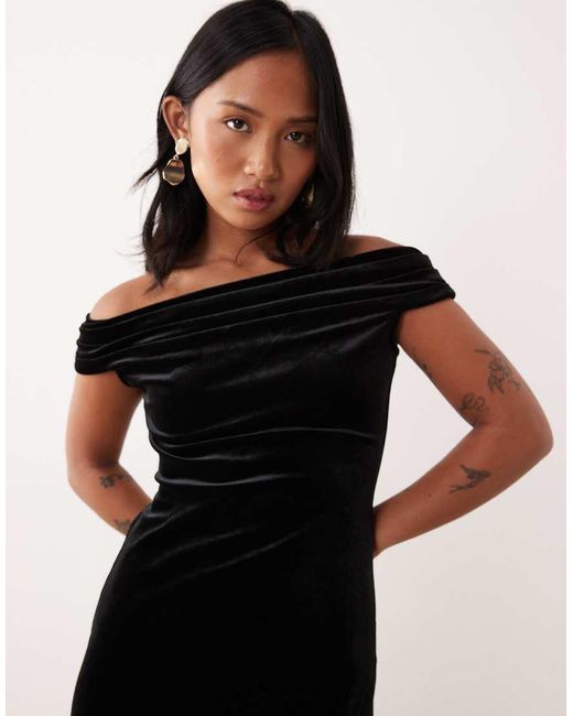 Nobody's Child Petite Black Pippa Bardot Velvet Maxi Dress
