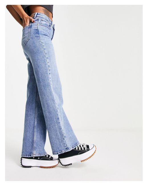 Juicy - jeans a vita alta con fondo ampio medio di ONLY in Blue