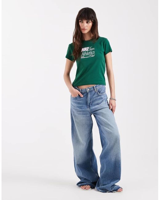 Nike Green Chill Cropped Graphic T-shirt
