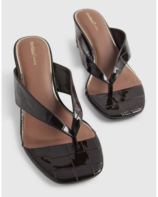 River Island White Weave Toe Thong Croc Wedges