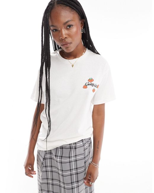 Daisy Street White – oversize-t-shirt mit garfield-erdbeer-grafik