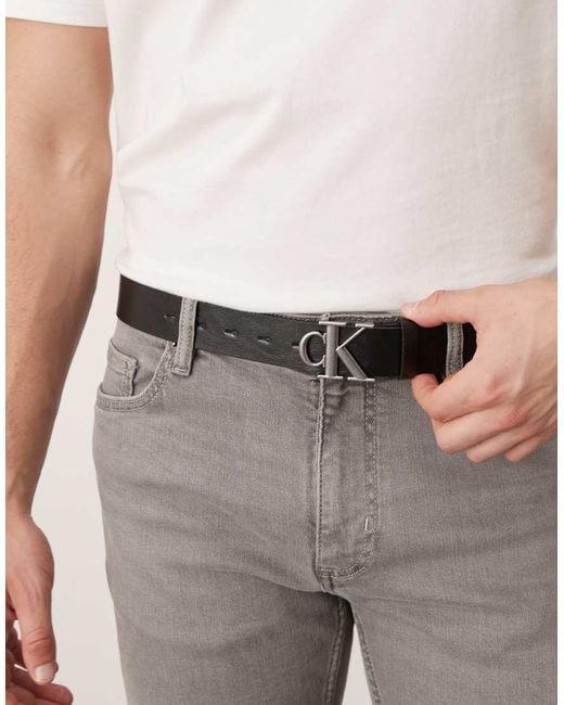 Cintura Nera Con Fibbia A Forma Di Logo di Calvin Klein in Gray da Uomo
