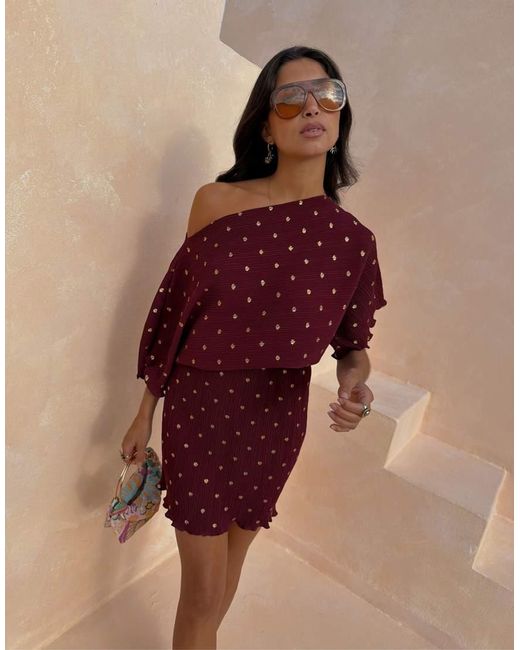 Tilly Never Fully Dressed de color Red