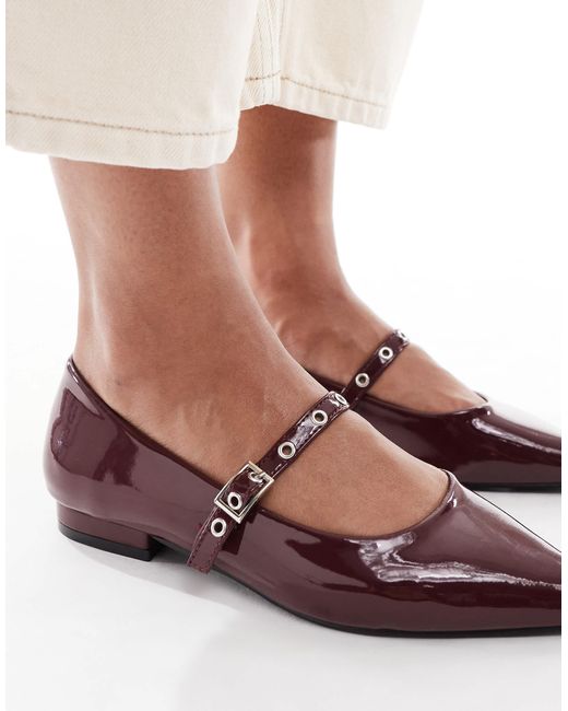 SEQWL White Jordan Pointed Toe Balelt Flats