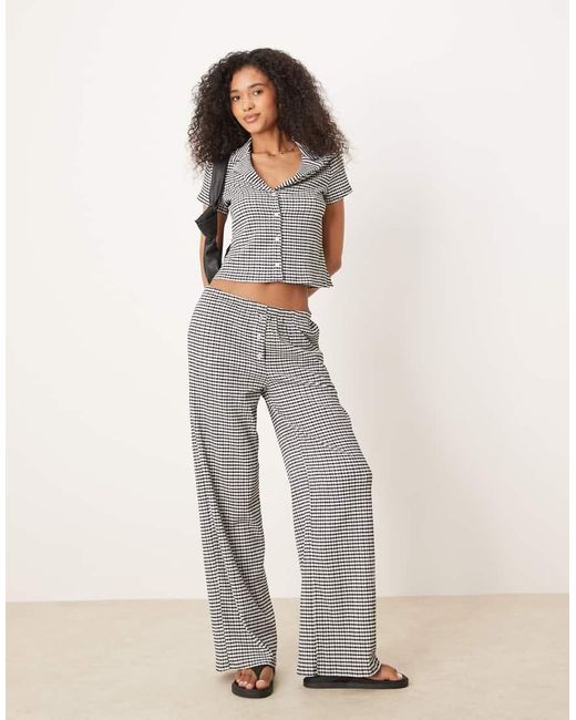 Pantalones A Cuadros Monocromáticos De Pernera Ancha De (Parte De Un Conjunto) ASOS de color White