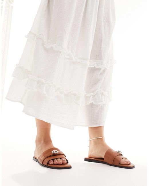 Public Desire White – radiance – slider