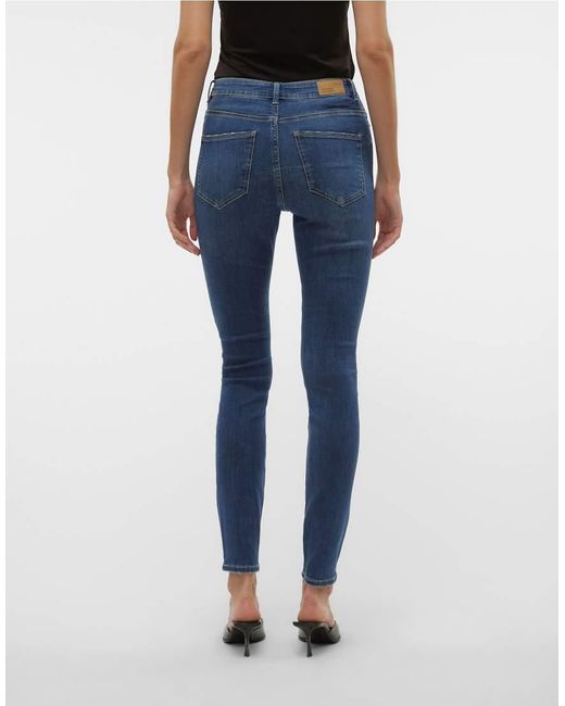 Vaqueros Azul Medio De Corte Pitillo De Vero Moda de color Blue