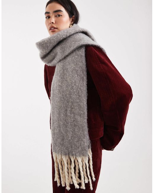 Écharpe couverture Threadbare en coloris Red