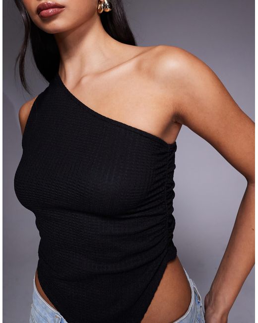 Top froncé texturé coupe asymétrique ASOS en coloris Gray