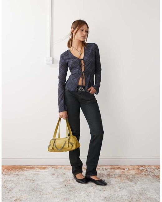 Blusa Negra A Cuadros Con Lazada Delantera Y Mangas Vaporosas Scorpio De Weekday de color Blue