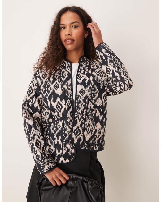 Jdy Natural – steppjacke mit kachelmuster