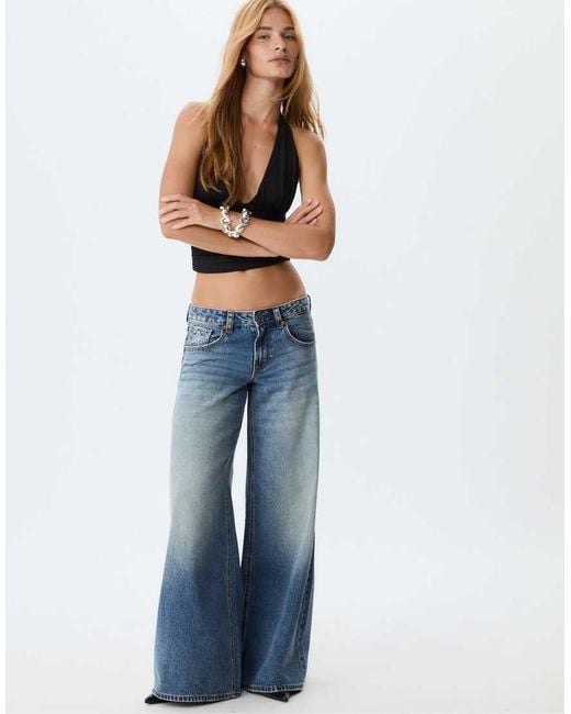 Stradivarius Blue Low-waist Wide-leg Jeans With Stars