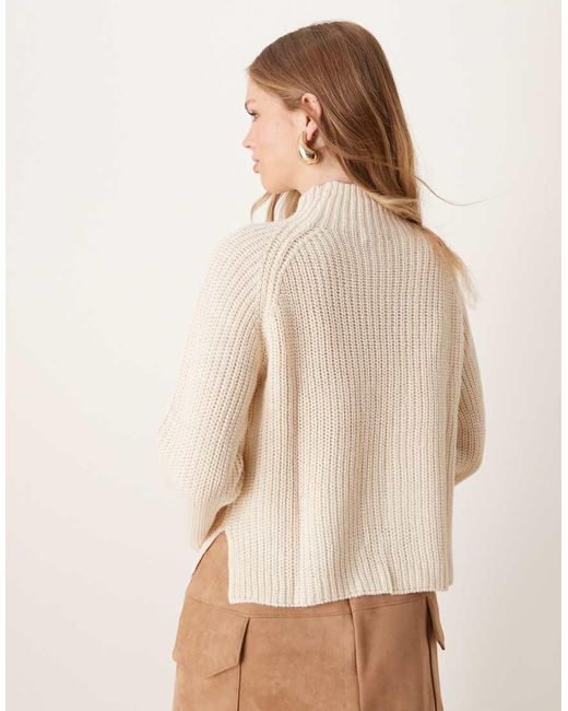 Maglione Accollato Crema Con Spacco Laterale di Jdy in Natural