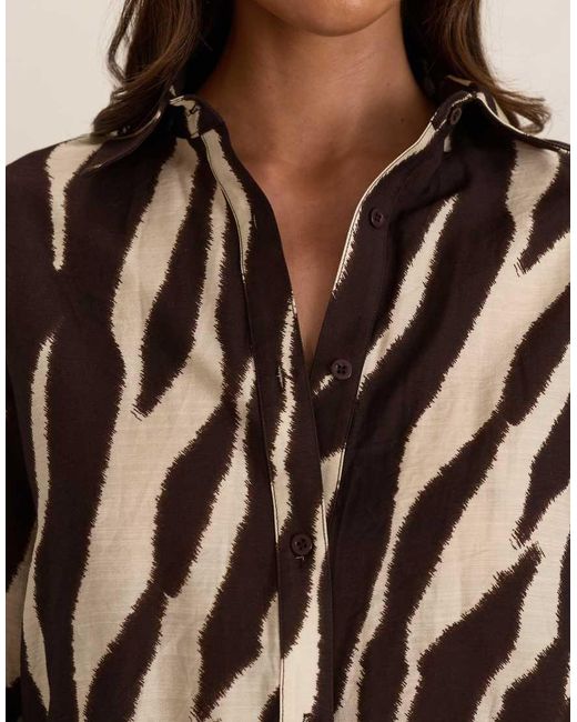 Missy Empire Brown Woven Zebra Oversized Shirt Cuffed