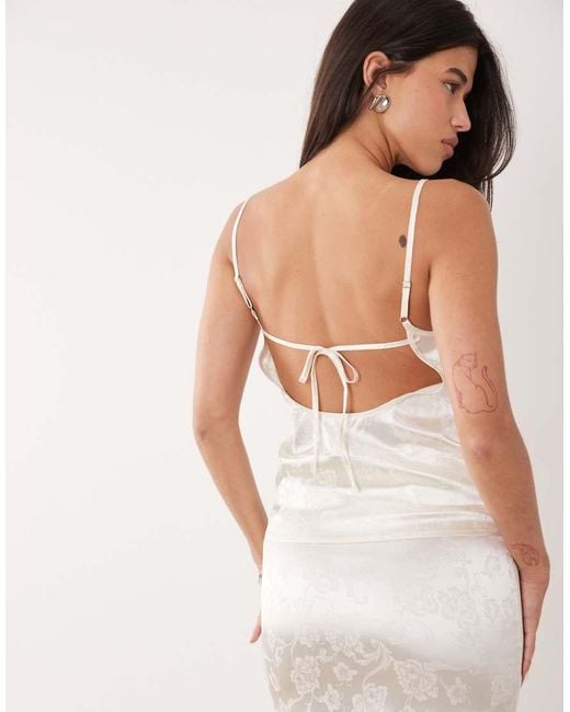 The Frolic White Exclusive Satin Floral Jacquard Scoop Neck Cami Top
