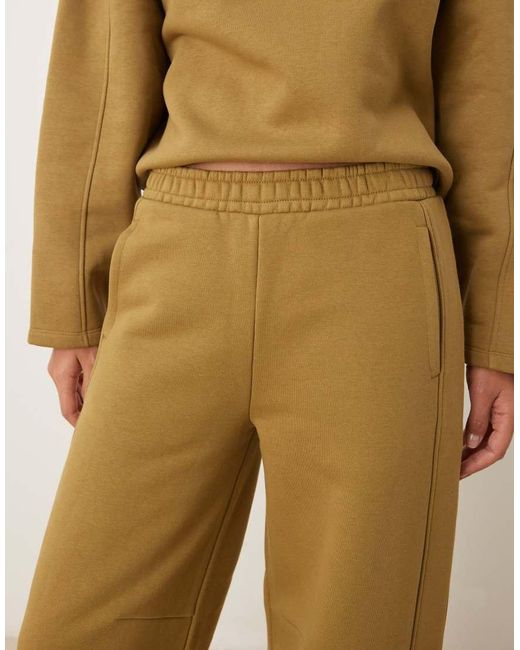 ASOS Natural Premium Heavyweight 500gsm Seamed Barrel Leg Sweatpants