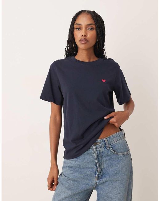 Camiseta Con Estampado De Corazón Rosa De Jdy de color Blue
