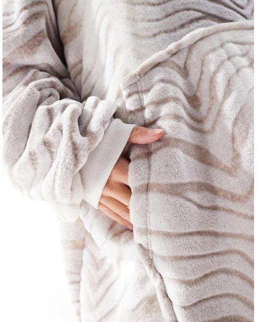 Loungeable White Ombre Tiger Luxury Fleece Snuggle Hoodie
