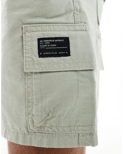 Pantaloncini cargo slim salvia con toppa di ASOS in Gray da Uomo