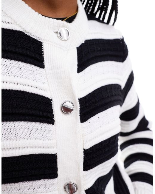 Pimkie White – strickjacke mit schwarzen und weißen streifen und knopfleiste