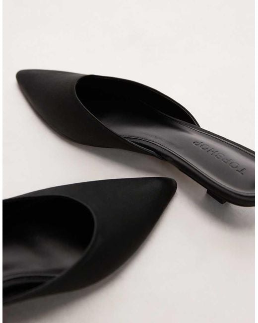 TOPSHOP Black Dakota Court Kitten Heel Shoe