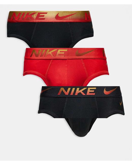 Nike Essential Microfibre in het Red voor heren
