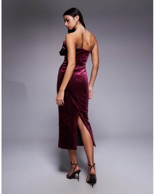 Vestito Midi Strutturato di ASOS in Red