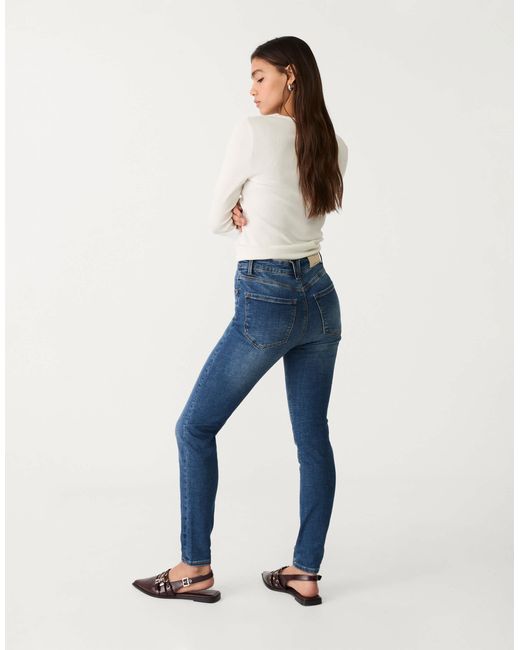 Stradivarius Blue – d09 – enge jeans mit superhohem bund und dunkler waschung