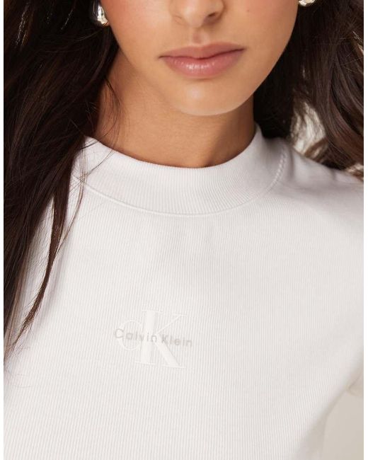 T-Shirt Taglio Corto Bianca Con Logo A Monogramma di Calvin Klein in White