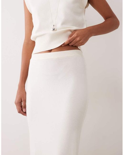 4th & Reckless Natural Knitted Ribbed Detail Maxi Skirt Co-Ord