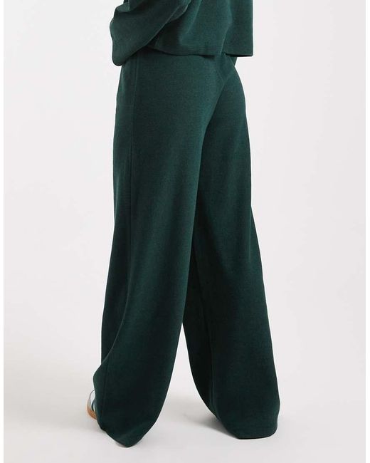 Pantalones De Pernera Ancha De Tejido Suave Acanalado De Miss Selfridge de color Green