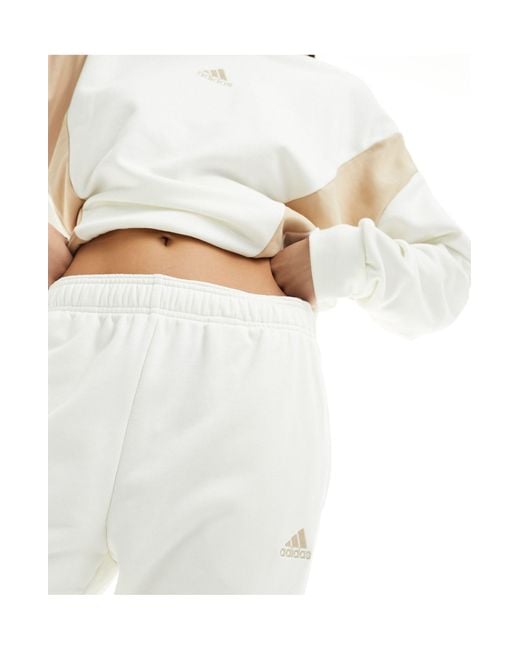 Adidas training - survêtement - cassé Adidas Originals en coloris White