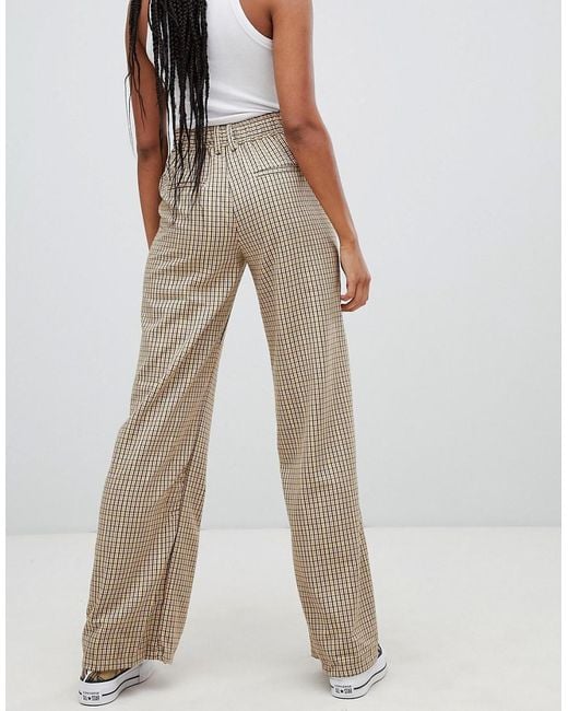 bershka 90's straight leg jeans with rips in blue