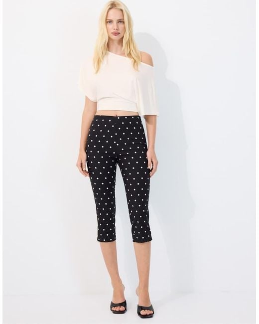 Stradivarius White Polka Dot Capris